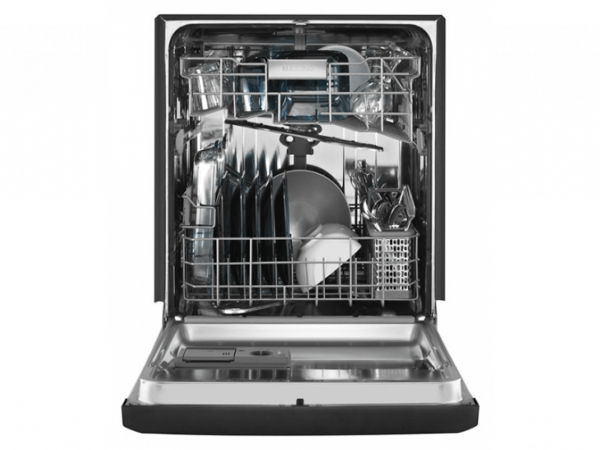 утечка в посудомоечной машинке