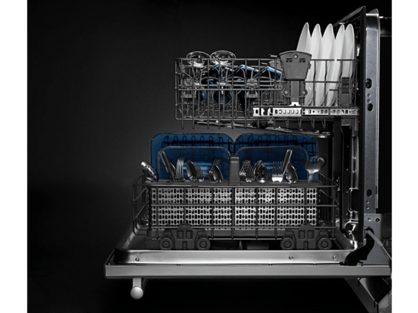 Take a break from washing dishes: Maytag offers the perfect solutions for your kitchen!
